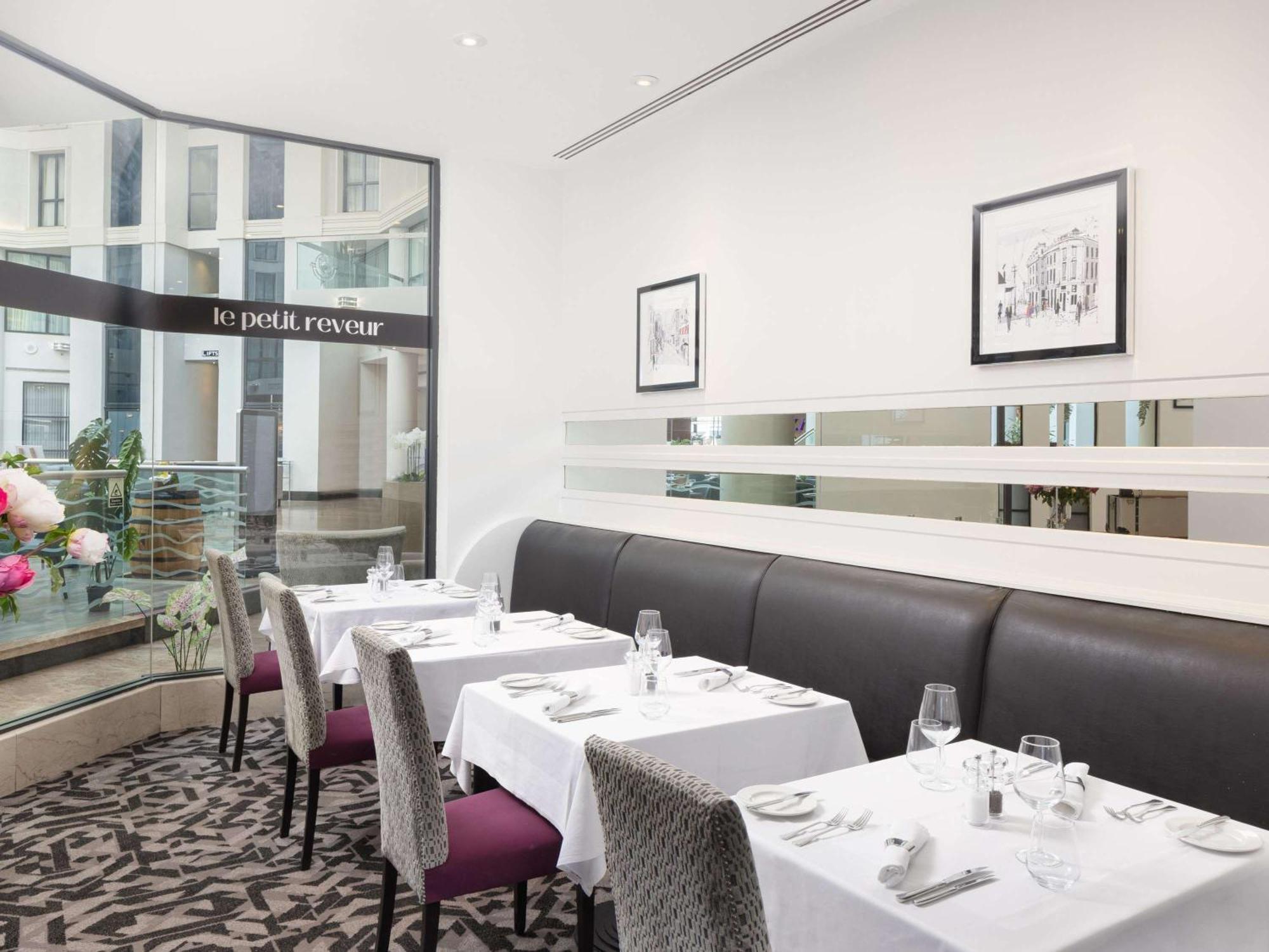 Hotel Sofitel London Gatwick 4*