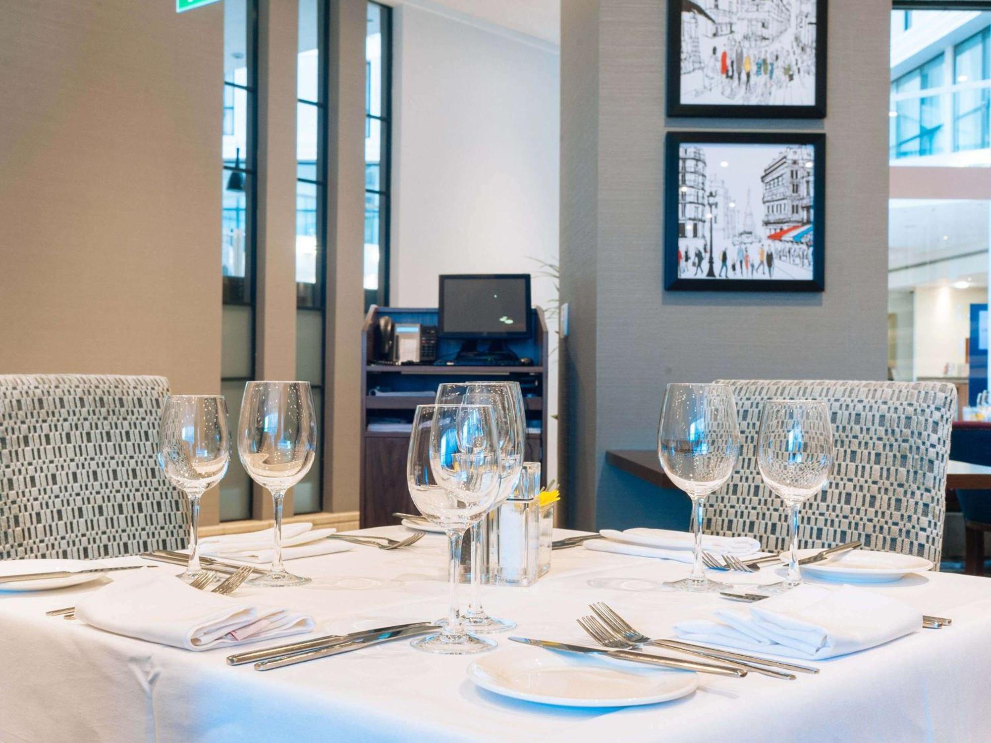 Sofitel London Gatwick Hotel 4*